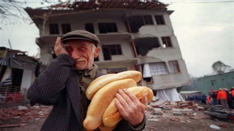 1999 depreminde kaç kişi vefat etti